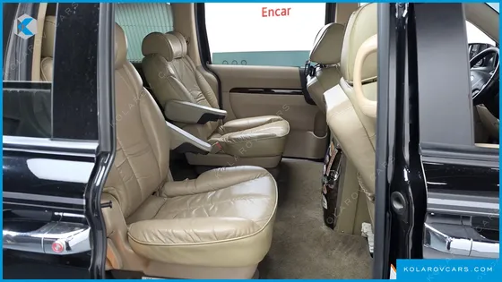 KIA CARNIVAL GRAND CARNIVAL 7-SEATER HI LIMOUSINE