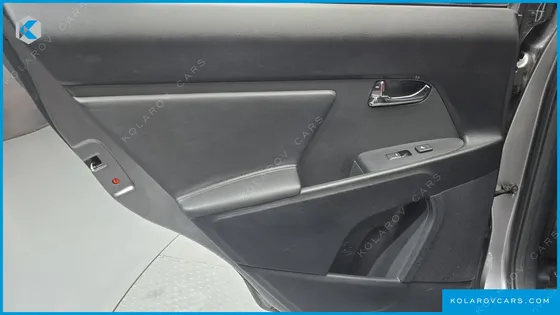 KIA SPORTAGE DIESEL 2WD TLX
