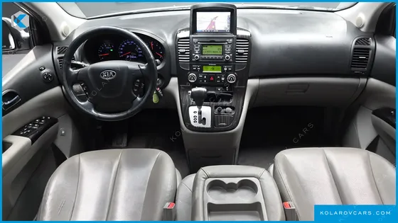 KIA CARNIVAL NEW CARNIVAL LIMOUSINE GLX