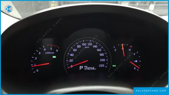 KIA CARNIVAL NEW CARNIVAL LIMOUSINE GLX