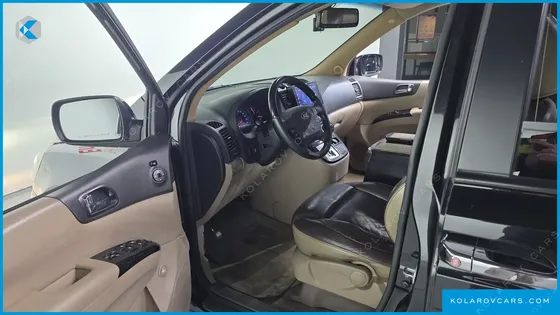 KIA CARNIVAL NEW CARNIVAL LIMOUSINE GLX