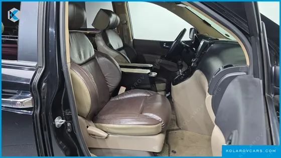 KIA CARNIVAL NEW CARNIVAL LIMOUSINE GLX