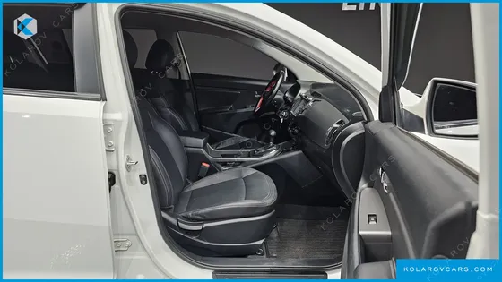 KIA SPORTAGE DIESEL 2WD TLX