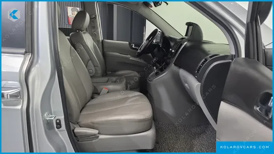 KIA CARNIVAL NEW CARNIVAL GLX
