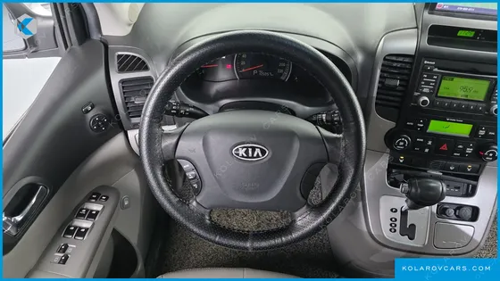 KIA CARNIVAL NEW CARNIVAL GLX