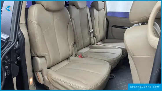 KIA CARNIVAL NEW CARNIVAL LIMOUSINE GLX