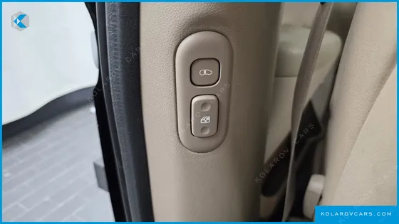 KIA CARNIVAL NEW CARNIVAL LIMOUSINE GLX