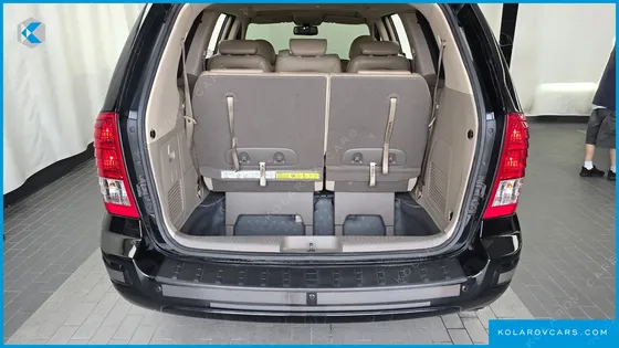 KIA CARNIVAL NEW CARNIVAL LIMOUSINE GLX