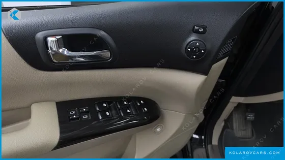 KIA CARNIVAL NEW CARNIVAL LIMOUSINE GLX