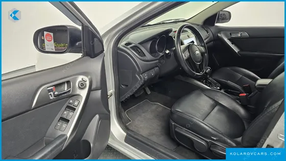 KIA FORTE 1.6 GDI LUXURY