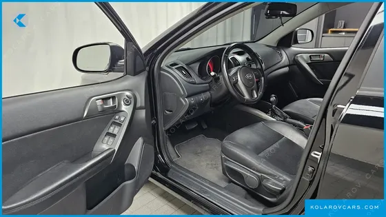 KIA FORTE 1.6 GDI PRESTIGE
