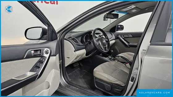 KIA FORTE 1.6 CVVT SLI