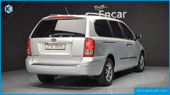 KIA CARNIVAL NEW CARNIVAL LIMOUSINE GLX