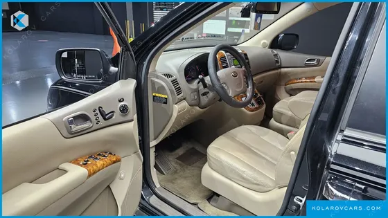 KIA CARNIVAL GRAND CARNIVAL HI LIMOUSINE GASOLINE GLX