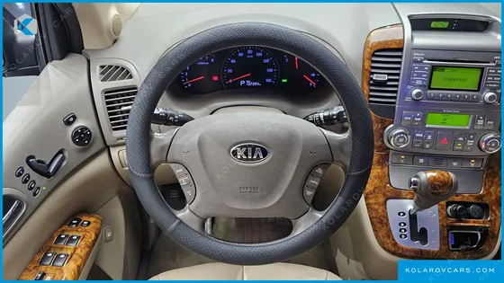 KIA CARNIVAL GRAND CARNIVAL HI LIMOUSINE GASOLINE GLX