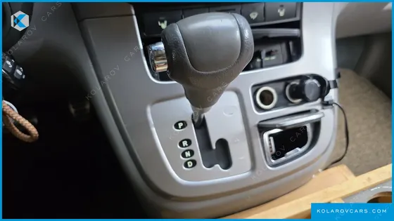 KIA CARNIVAL GRAND CARNIVAL GLX