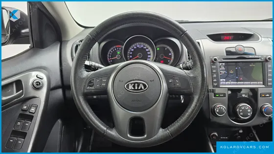 KIA FORTE 1.6 GDI LUXURY