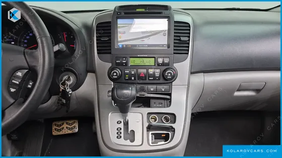 KIA CARNIVAL NEW CARNIVAL GLX