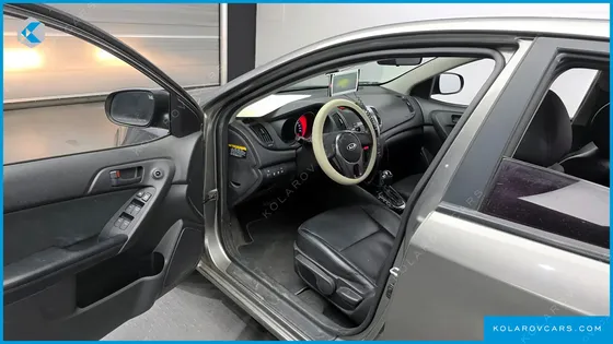 KIA FORTE 1.6 GDI DELUXE