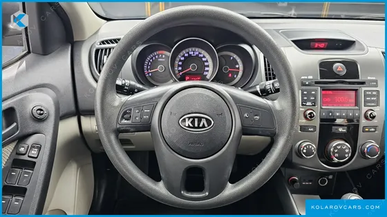KIA FORTE 1.6 GDI DELUXE