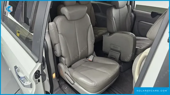 KIA CARNIVAL GRAND CARNIVAL GLX