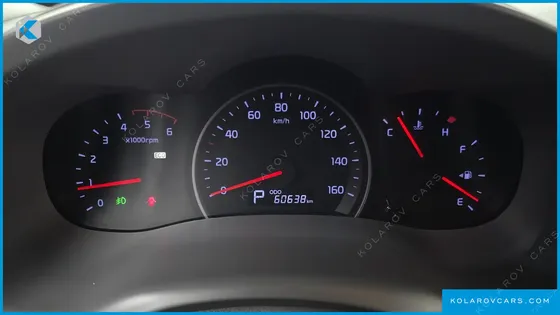 KIA CARNIVAL EASYMOVE 8-SEATER