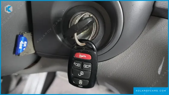 KIA CARNIVAL EASYMOVE 8-SEATER