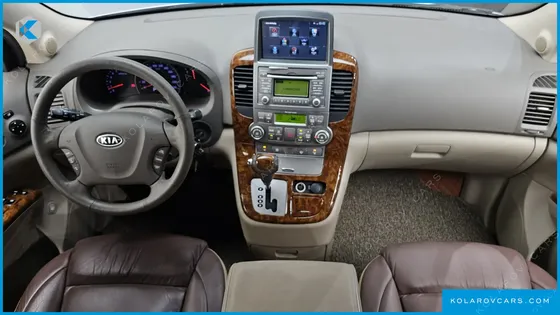 KIA CARNIVAL GRAND CARNIVAL HI LIMOUSINE GASOLINE GLX