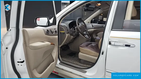 KIA CARNIVAL GRAND CARNIVAL HI LIMOUSINE GASOLINE GLX