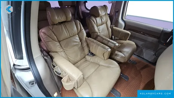 KIA CARNIVAL GRAND CARNIVAL HI LIMOUSINE GASOLINE GLX
