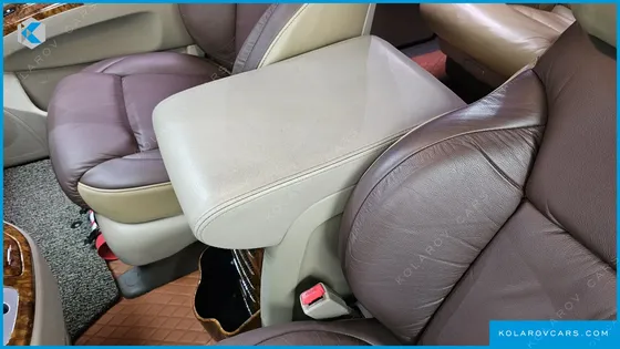 KIA CARNIVAL GRAND CARNIVAL HI LIMOUSINE GASOLINE GLX