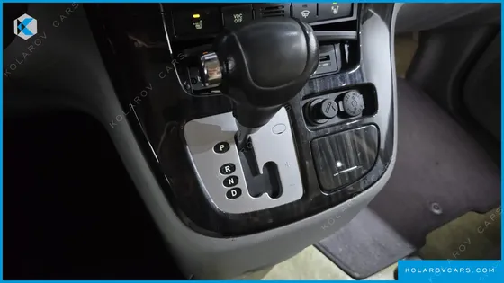 KIA CARNIVAL NEW CARNIVAL LIMOUSINE GLX