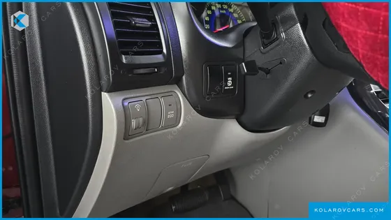 KIA CARNIVAL NEW CARNIVAL LIMOUSINE GLX