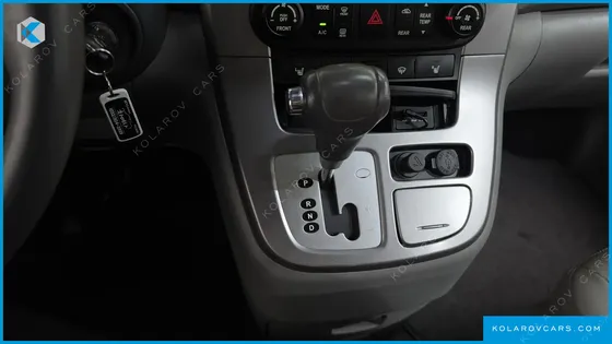 KIA CARNIVAL GRAND CARNIVAL GLX