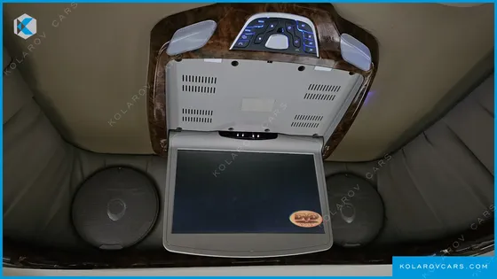 KIA CARNIVAL GRAND CARNIVAL HI LIMOUSINE GASOLINE GLX
