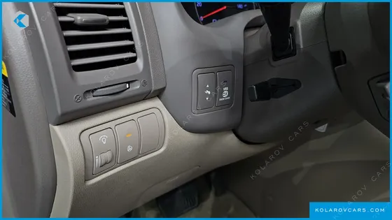 KIA CARNIVAL GRAND CARNIVAL HI LIMOUSINE GASOLINE GLX