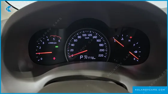 KIA CARNIVAL GRAND CARNIVAL GLX