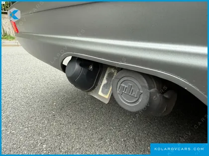 KIA CARNIVAL GRAND CARNIVAL HI LIMOUSINE GLX