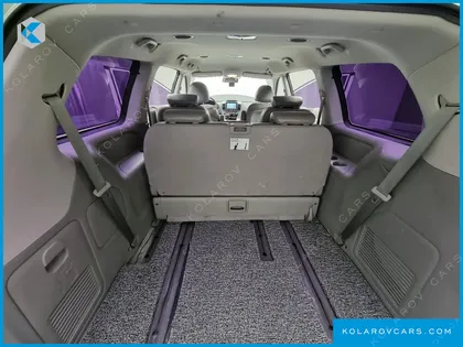 KIA CARNIVAL GRAND CARNIVAL GLX