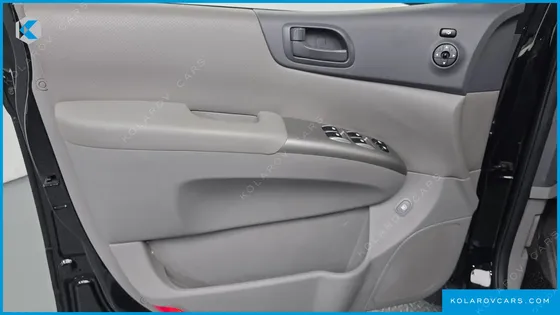 KIA CARNIVAL GRAND CARNIVAL GLX