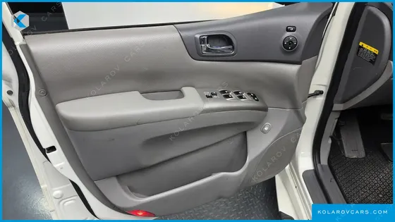 KIA CARNIVAL GRAND CARNIVAL GLX