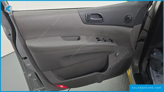 KIA CARNIVAL SCHOOL BUS