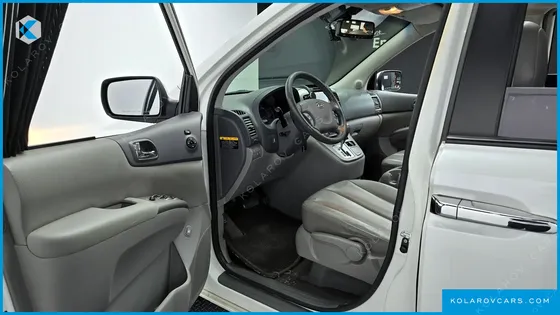 KIA CARNIVAL GRAND CARNIVAL GLX