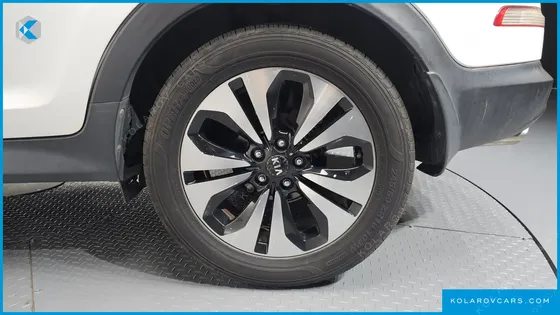 KIA SPORTAGE GASOLINE TURBO GDI 2WD TLX