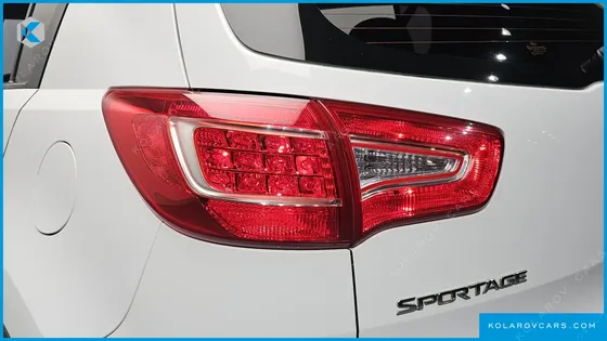 KIA SPORTAGE GASOLINE TURBO GDI 2WD TLX