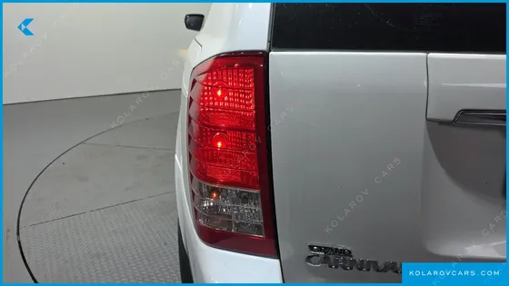 KIA CARNIVAL GRAND CARNIVAL GLX