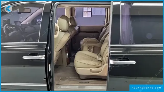 KIA CARNIVAL GRAND CARNIVAL HI LIMOUSINE GLX