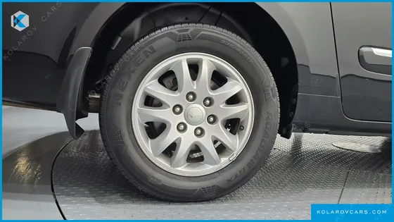 KIA CARNIVAL GRAND CARNIVAL GLX