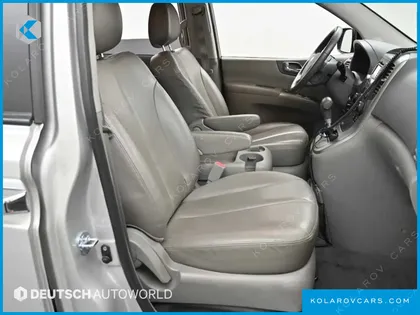 KIA CARNIVAL GRAND CARNIVAL LPI GLX