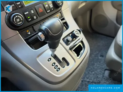 KIA CARNIVAL NEW CARNIVAL GLX